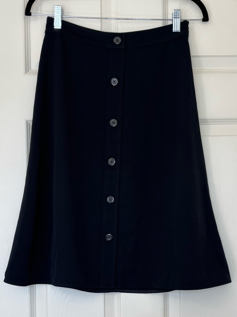 Everlane Japanese GoWeave Button Front Swing Skirt